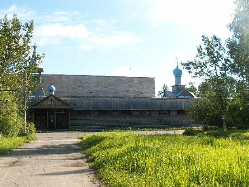 Пикалево ленинградская область. Пикалево Крестовоздвиженский храм. Пикалево Церковь Воздвижения Животворящего Креста Господнего. Город Пикалево храм. Пикалево храм Воздвиженье.